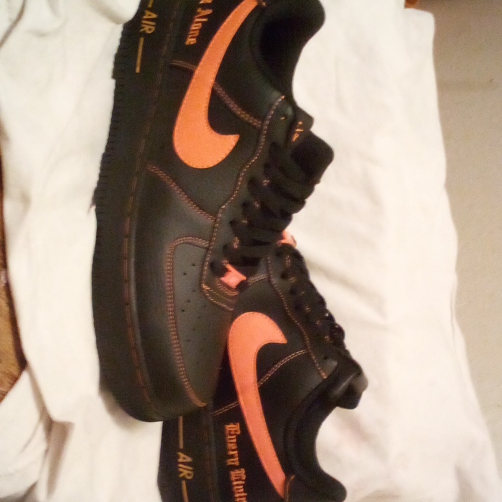 Nike vlone